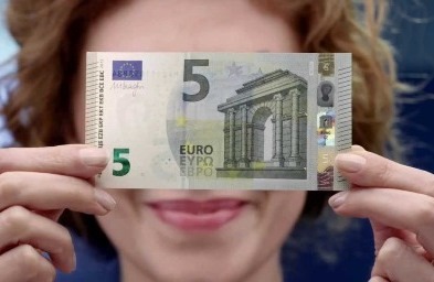 Questa immagine ha l'attributo alt vuoto; il nome del file è 5-euro-iscrizione-2.jpg